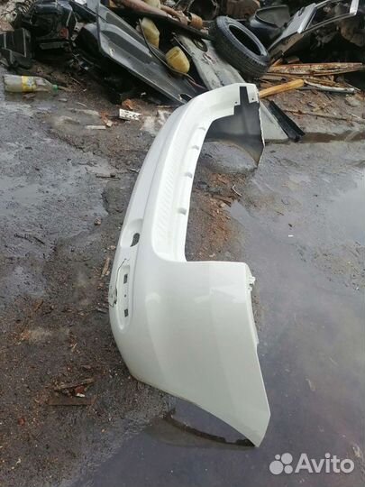 Лада Ларгус бампер задний белый