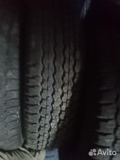 Bridgestone Dueler H/T 205/80 R16 110R