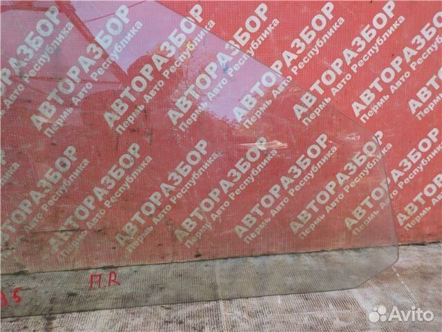 Стекло двери переднее правое Audi A4 B5 ADR 1996