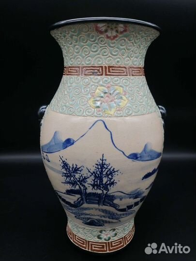 Ваза керамика, майолика, Вьетнам