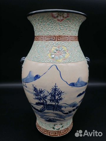 Ваза керамика, майолика, Вьетнам