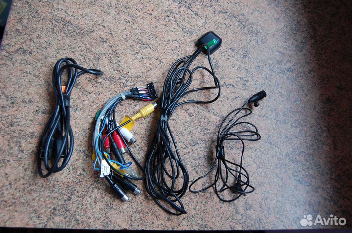 Автомагнитола pioneer carrozzeria avic zh 0099