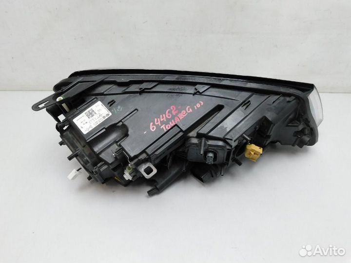 Фара левая Volkswagen Touareg