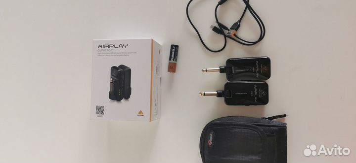 Беспроводная система для гитар Behringer