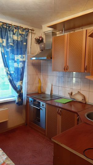 2-к. квартира, 52 м², 3/9 эт.