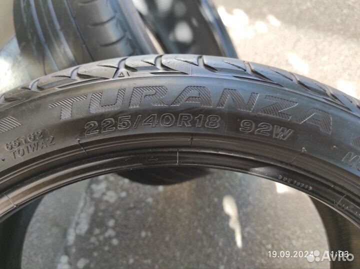 Bridgestone Turanza T001 225/40 R18