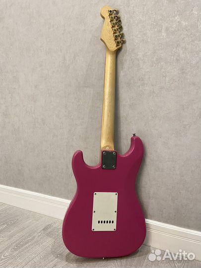 Электрогитара Ashtone