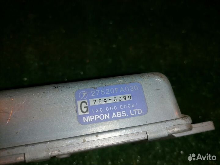 Блок управления ABS 27520-FA030 Subaru Impreza GF8