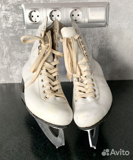 Коньки. Фигурные. Женские