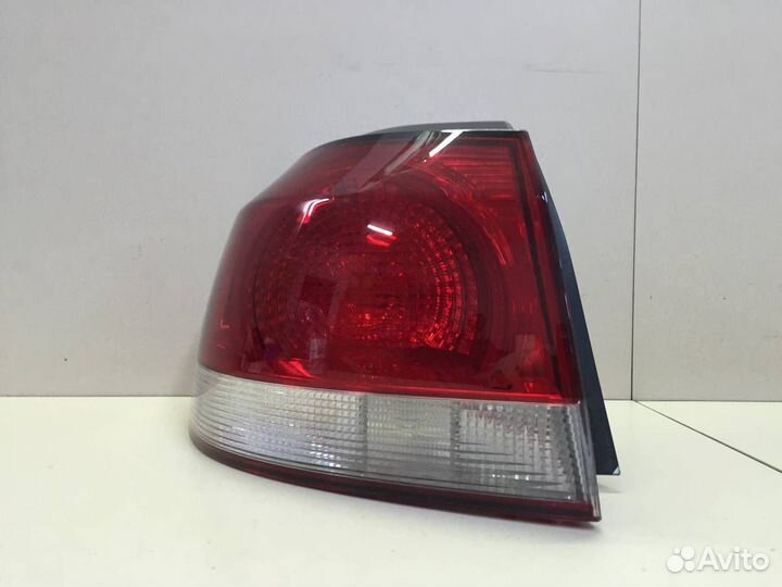 Фонарь задний наружный левый Volkswagen Golf 6 5K