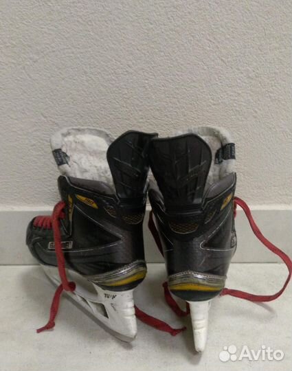 Хоккейные коньки bauer supreme S190 2,5 d