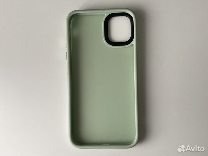 Чехол на iPhone 11 прозрачно-зеленый