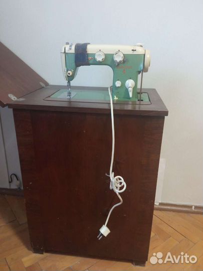 Швейная машинка