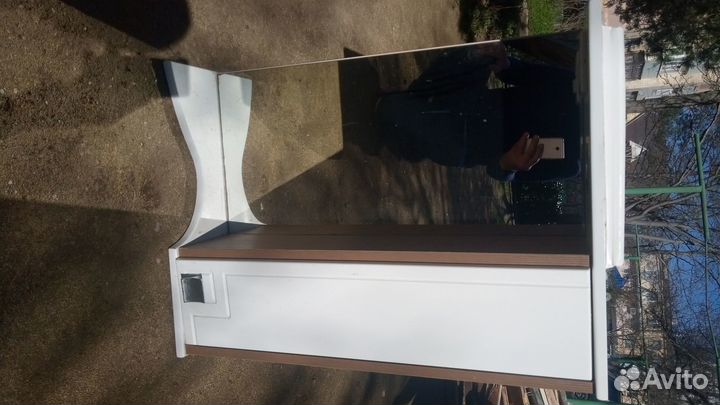 Зеркало шкаф в ванную