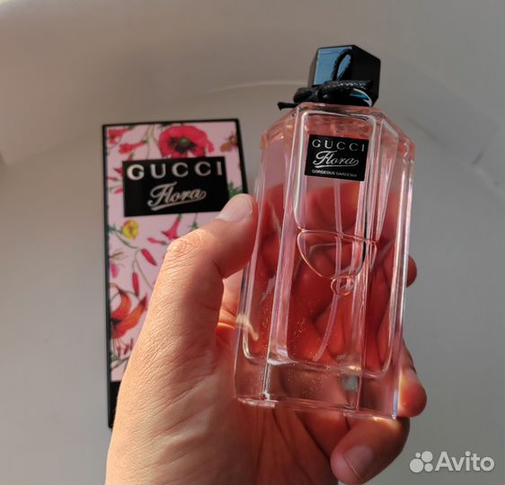 Туалетная вода женская flora gucci
