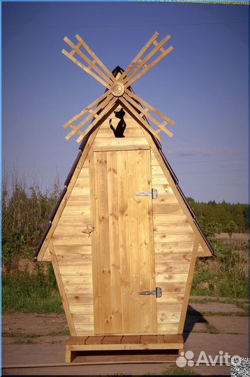 Уличный туалет деревянный HAT111