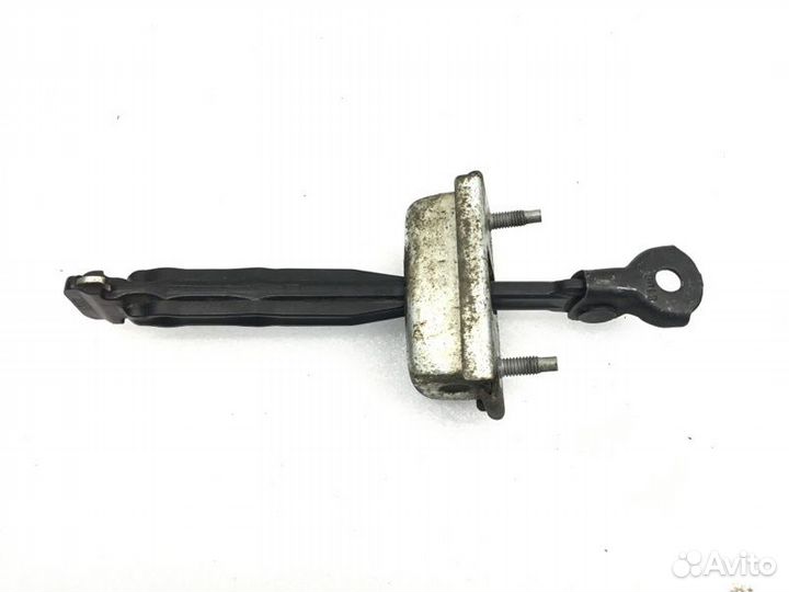 Ограничитель двери задний левый Chevrolet Cruze