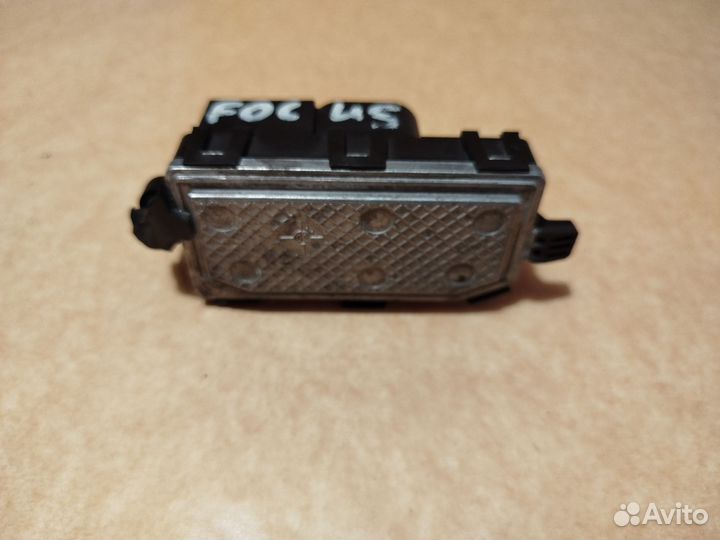 Резистор отопителя Ford Focus 3