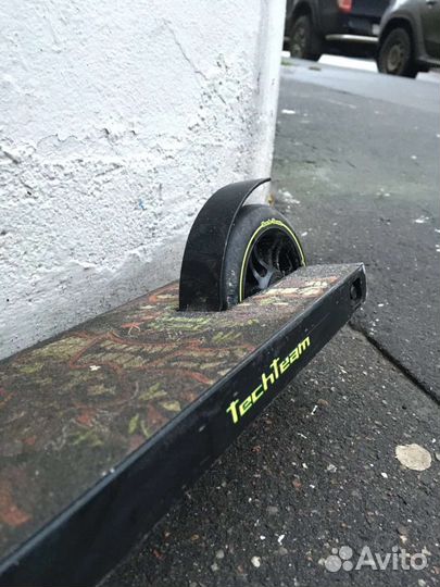 Трюковой самокат tech team Voodoo