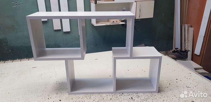 Полка настенная навесная