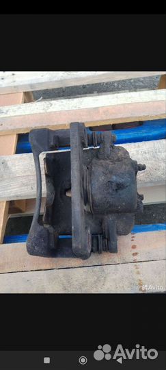 Суппорт Dodge Caravan 4