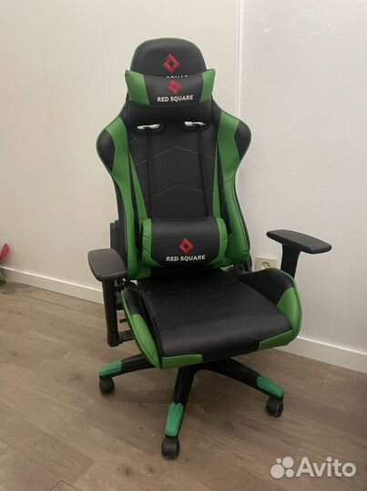Геймерское компьютерное кресло red square pro