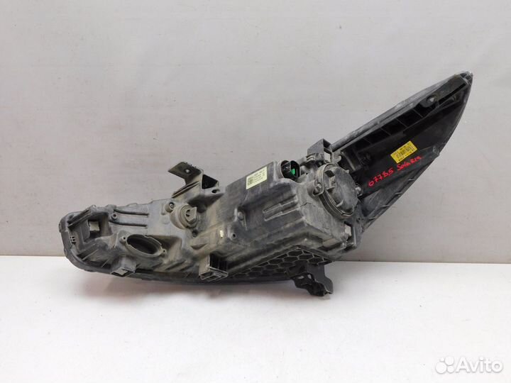 Фара правая Hyundai Solaris