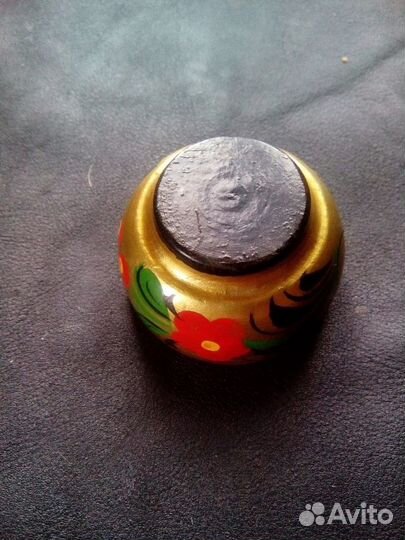 Солонка деревянная новая