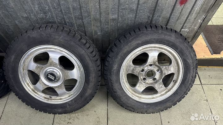 Зимняя резина на дисках 195/65r15