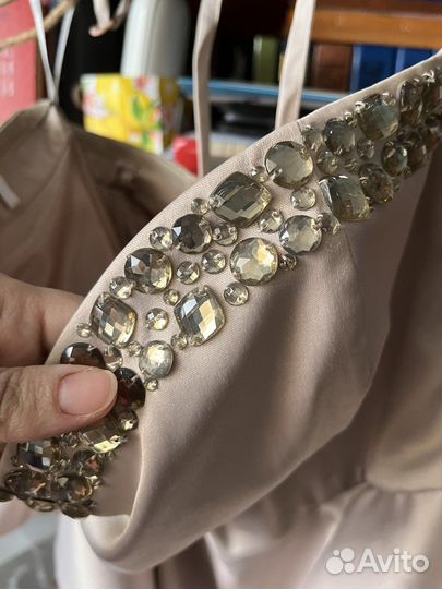 Вечернее платье