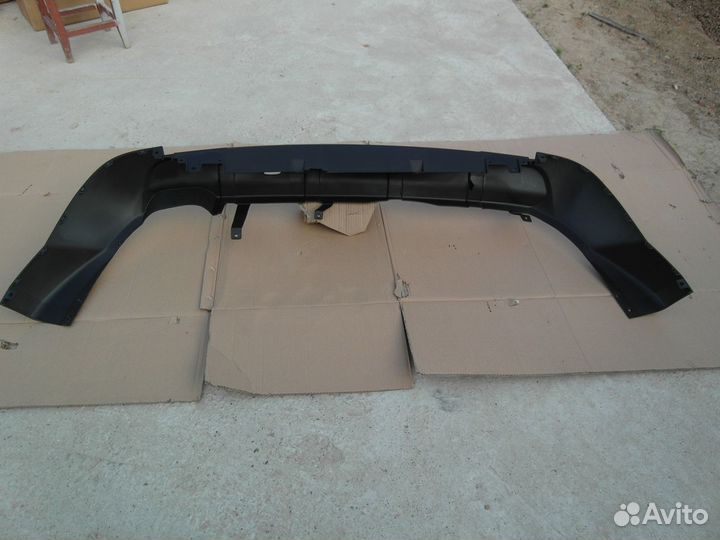 Спойлер заднего бампера Mitsubishi Outlander XL 09