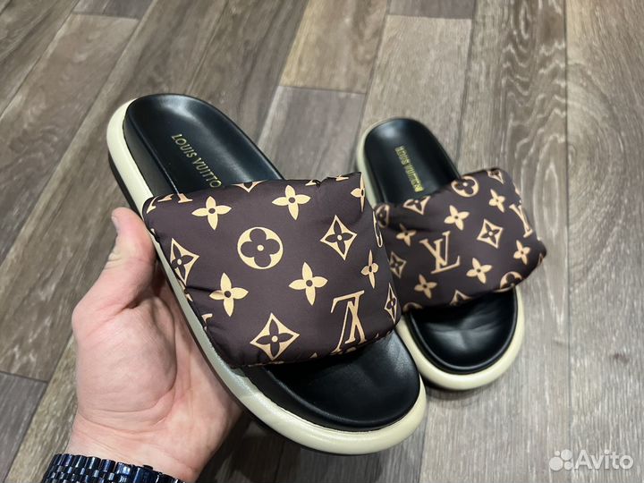 Шлепки louis vuitton