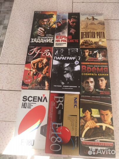 Видеокассеты с фильмами, мультфильмы