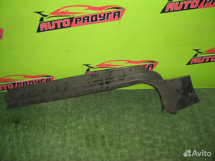 Порожек пластиковый subaru BH5,BH9,BHC,BHE,BP5,BP9