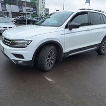 Volkswagen Tiguan 2.0 AMT, 2020, 129 000 км, с пробегом, цена 3 199 999 руб.