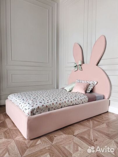 Кровать дизайнерская на заказ