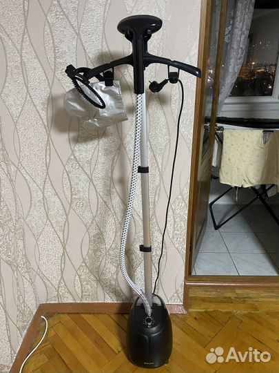 Отпариватель для одежды вертикальный