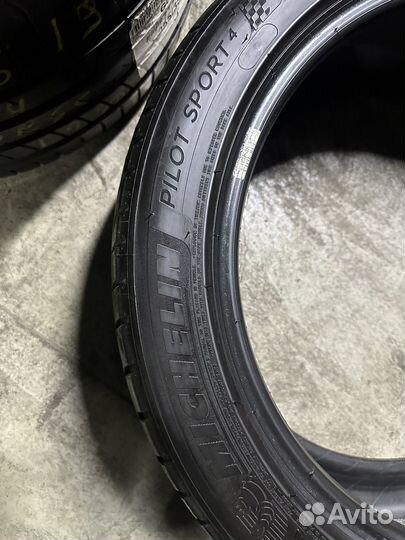 Michelin Pilot Sport 4 Acoustic 245/45 R19 102Y