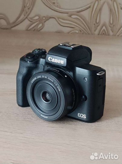 Canon eos m50