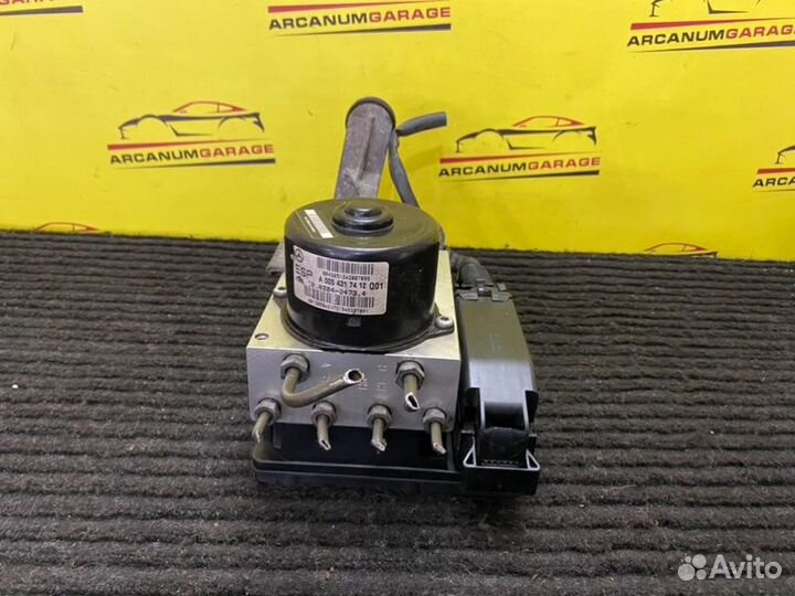 Блок abs Mercedes 203 W203 M271.946 2005