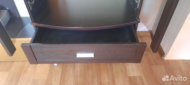 Шкаф распашной бу