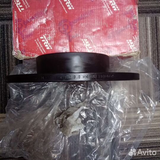 Тормозные диски TRW задние skoda octavia А5, ауди