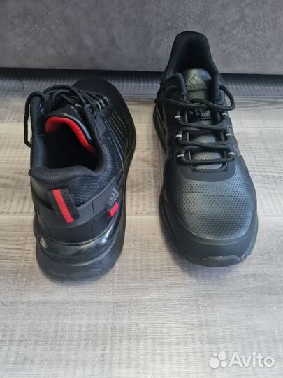 Кроссовки мужские 42 размера