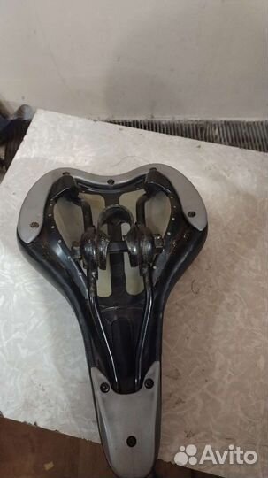 Седло для велосипеда Velo