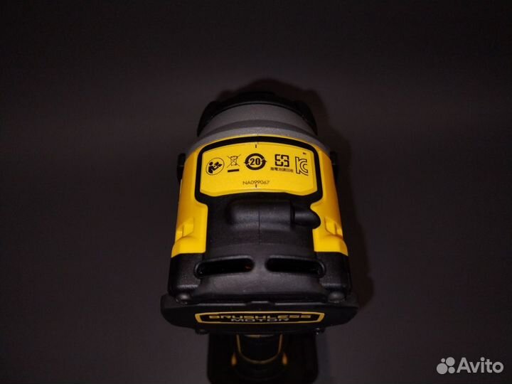 Импакт DeWalt DCF850 винтоверт