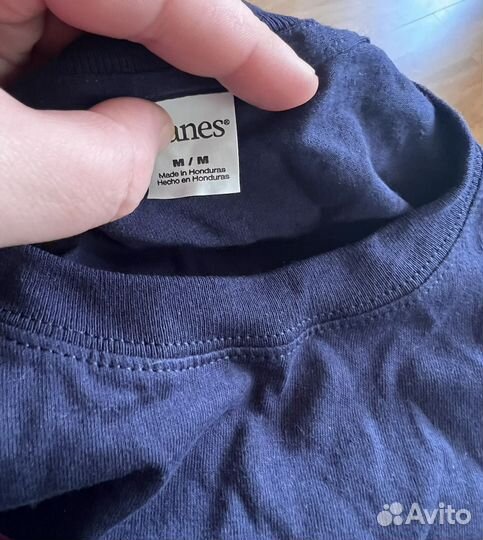 Новая футболка Hanes из Канады размеры M и L