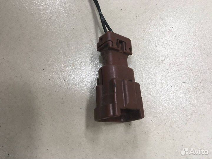 Зеркало заднего вида боковое левое электрическое