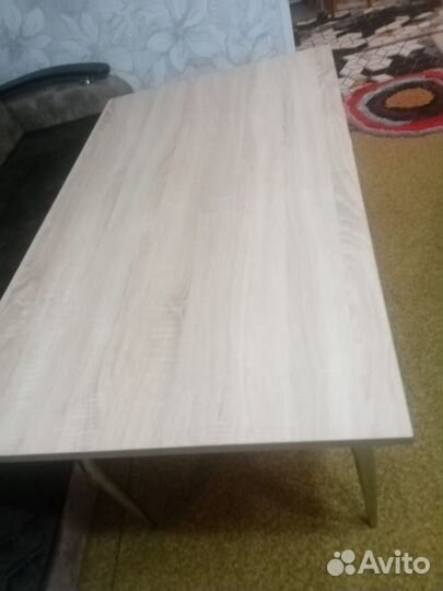 Кухонный стол