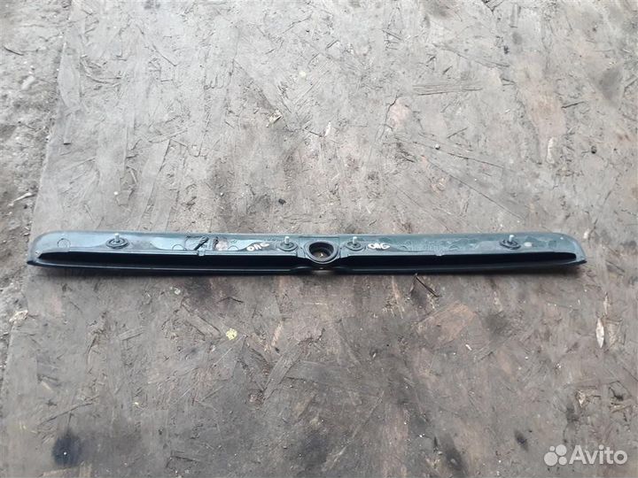 Накладка двери багажника Opel Astra G 1998-2005