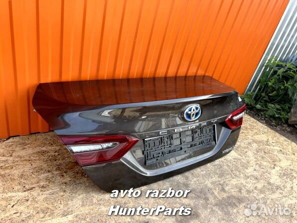 Крышка багажника Toyota Camry XV70 2017-2021